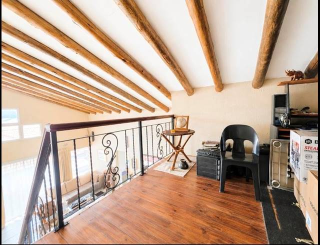2 BEDROOM TOWNHOUSE FOR SALE IN NEW REDRUTH